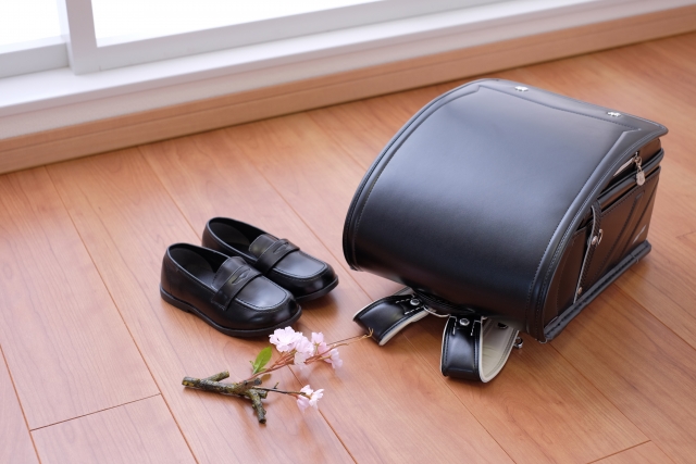 本革のランドセルで入学準備を